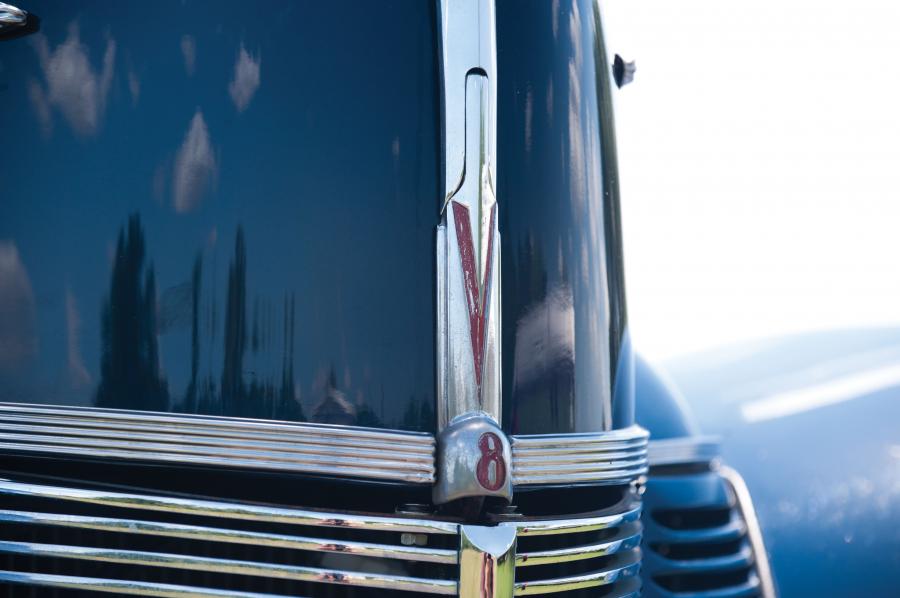  Ford DeLuxe Custom Convertible Coupe 1940 года  (фото 30 из 48)